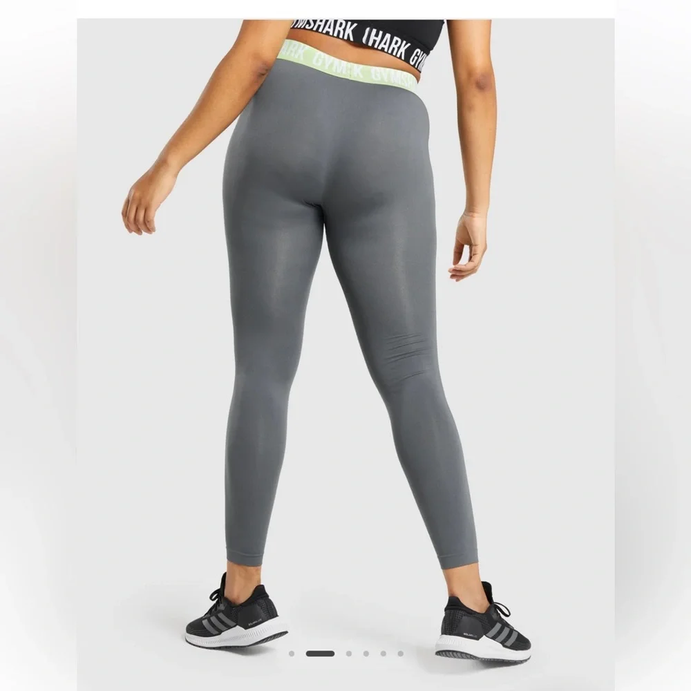 🦈Gymshark Fit Seamless Leggings - Picture 5 of 12